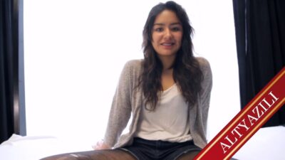 Azgın Üvey Anne Oğlunu Baştan Çıkarıyor Türkçe Altyazılı Porno - Doğal Göğüslü